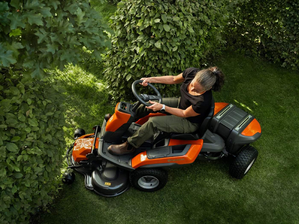 Husqvarna R 200iX AWD accu-frontmaaier – basismachine zonder maaidek en lader – afbeelding 4