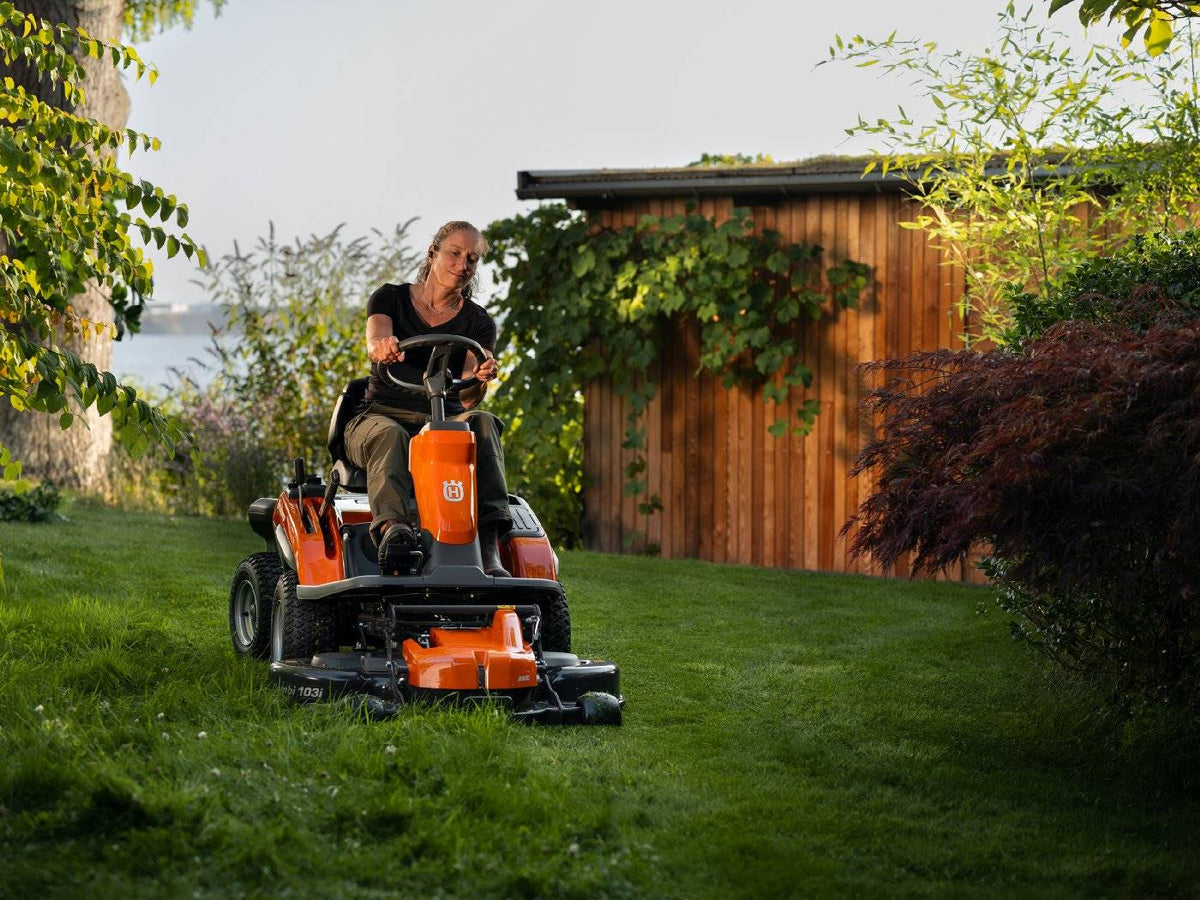 Husqvarna R 200iX AWD Dual Battery accu-frontmaaier – basismachine zonder maaidek en lader – afbeelding 5