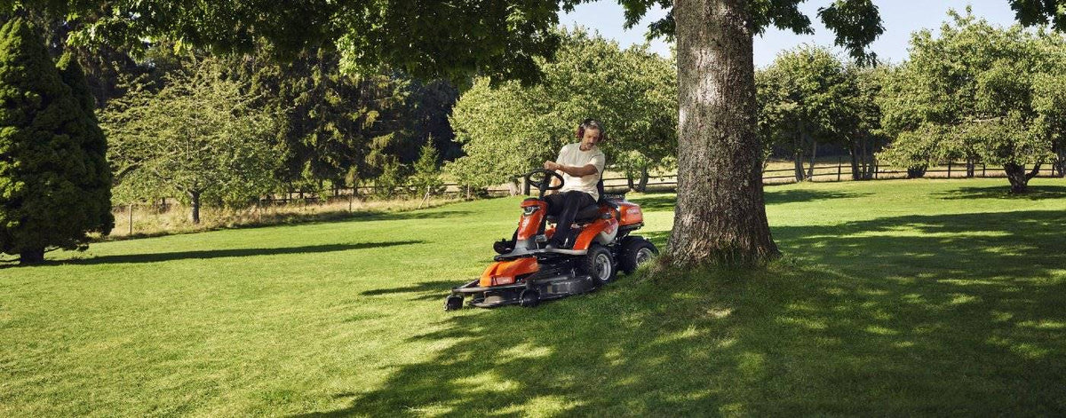 Husqvarna R 316TsX AWD professionele frontmaaier – basismachine zonder maaidek – afbeelding 6