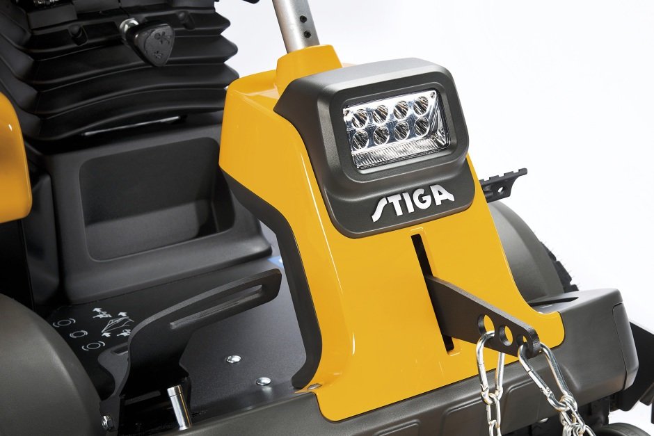 Stiga Park Pro 900 AWX 4WD professionele frontmaaier – basismachine zonder maaidek – afbeelding 17